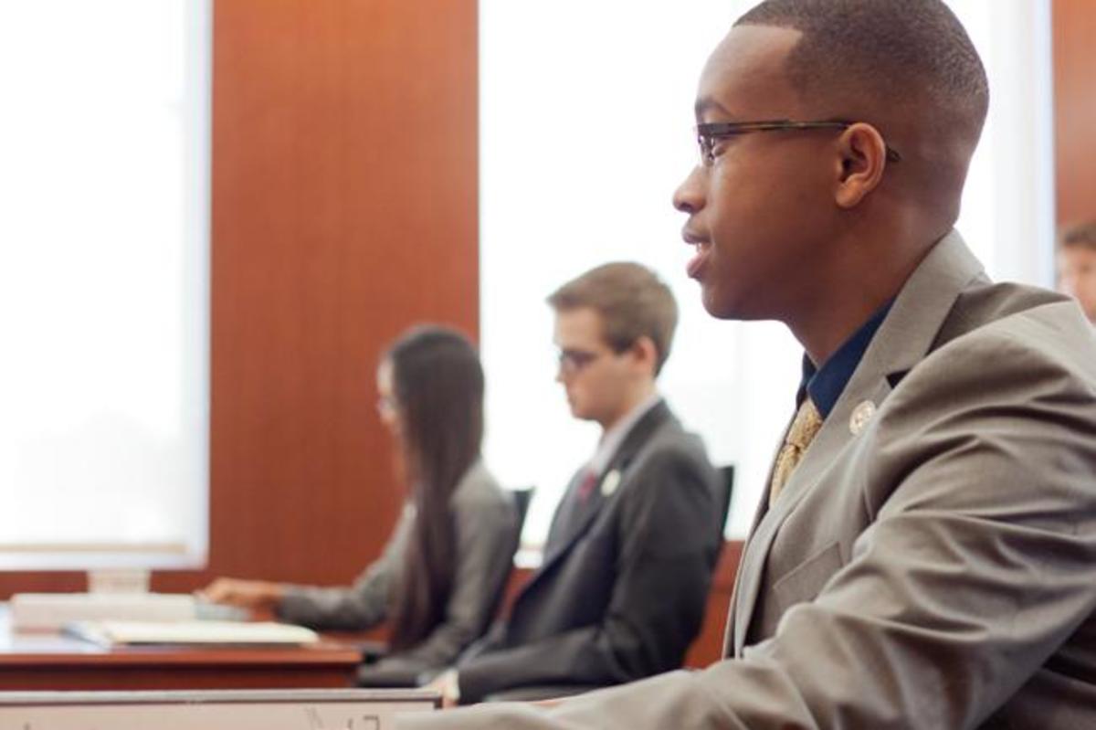  Senate Pro-Tempore Shomari Gloster and Senate President Kaitlin Ramirez maintained arguments against one another in three hearings on Monday. Photo by Joshua Brangenberg