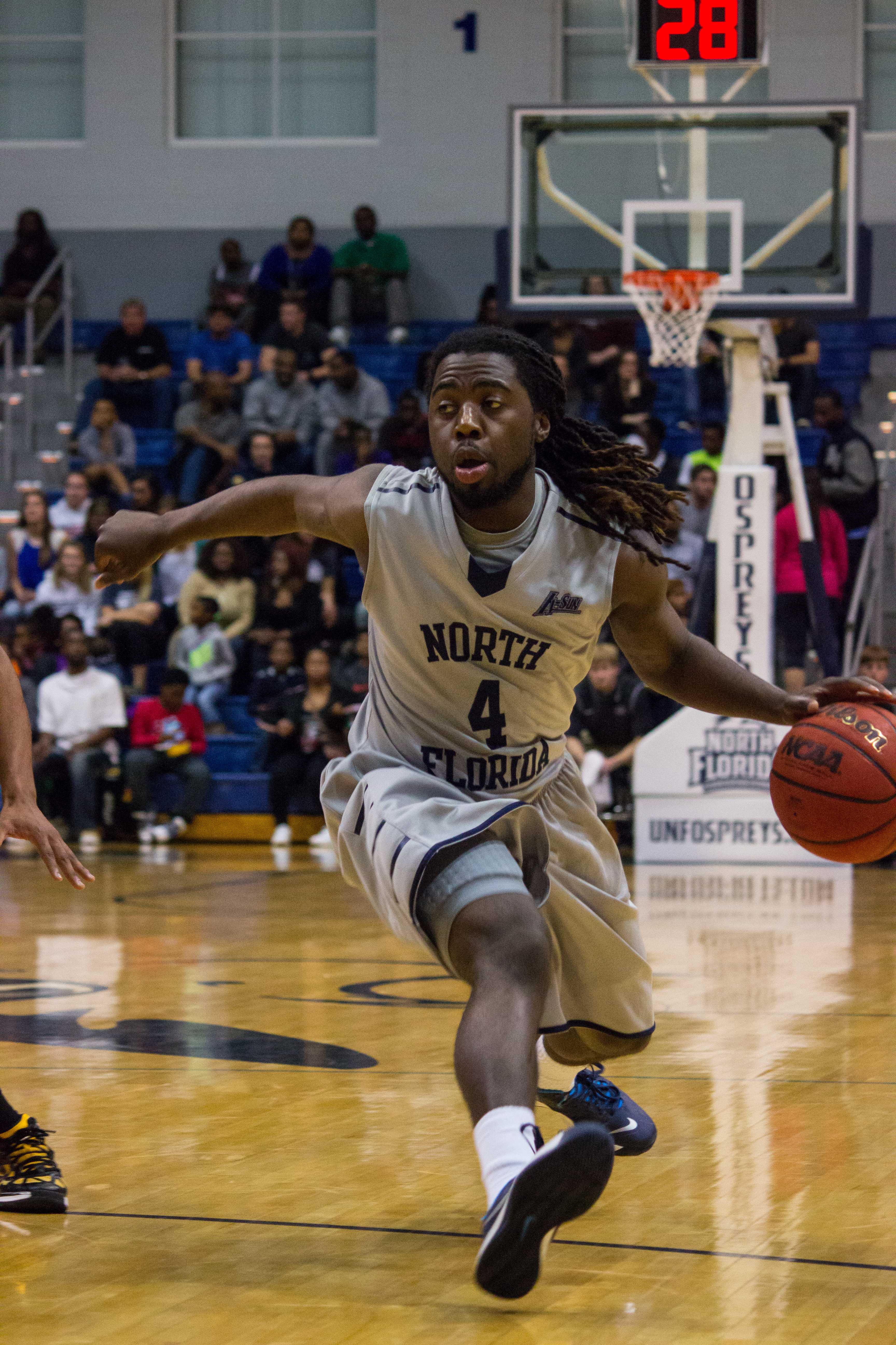 Men's basketball wins sixth consecutive A-Sun Conference game