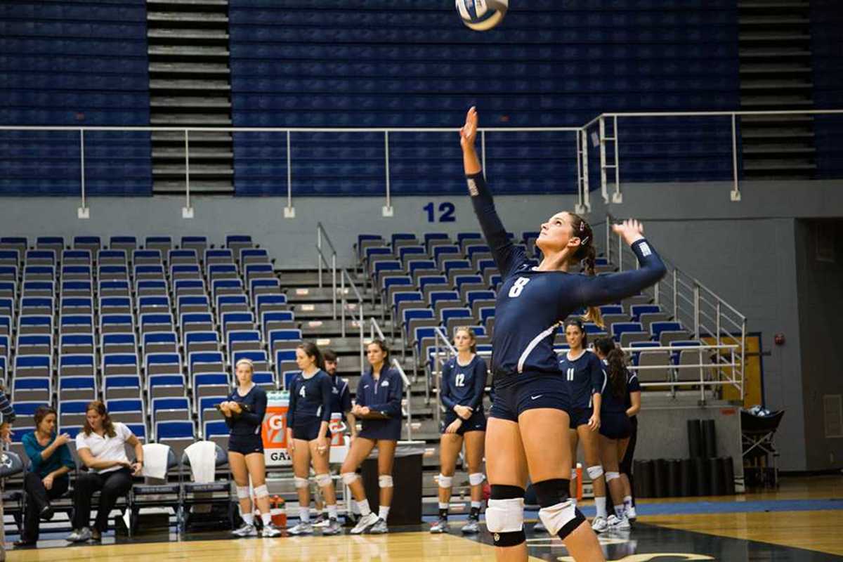 Volleyball falls to Stetson Hatters over the weekend