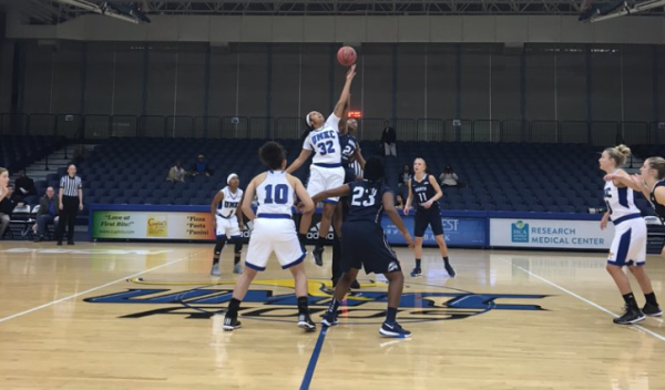 UNF women’s basketball head coach Darrick Gibbs notches his first career win against UMKC.  Photo courtesy of Twitter (@OspreyWBB)