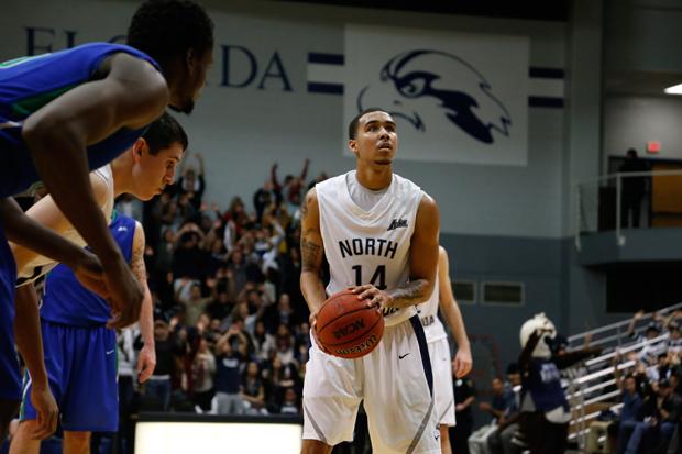 Dallas Moore scored a game-high 29 points and delivered 8 assists for the Ospreys against NJIT. Photo by Camille Shaw.