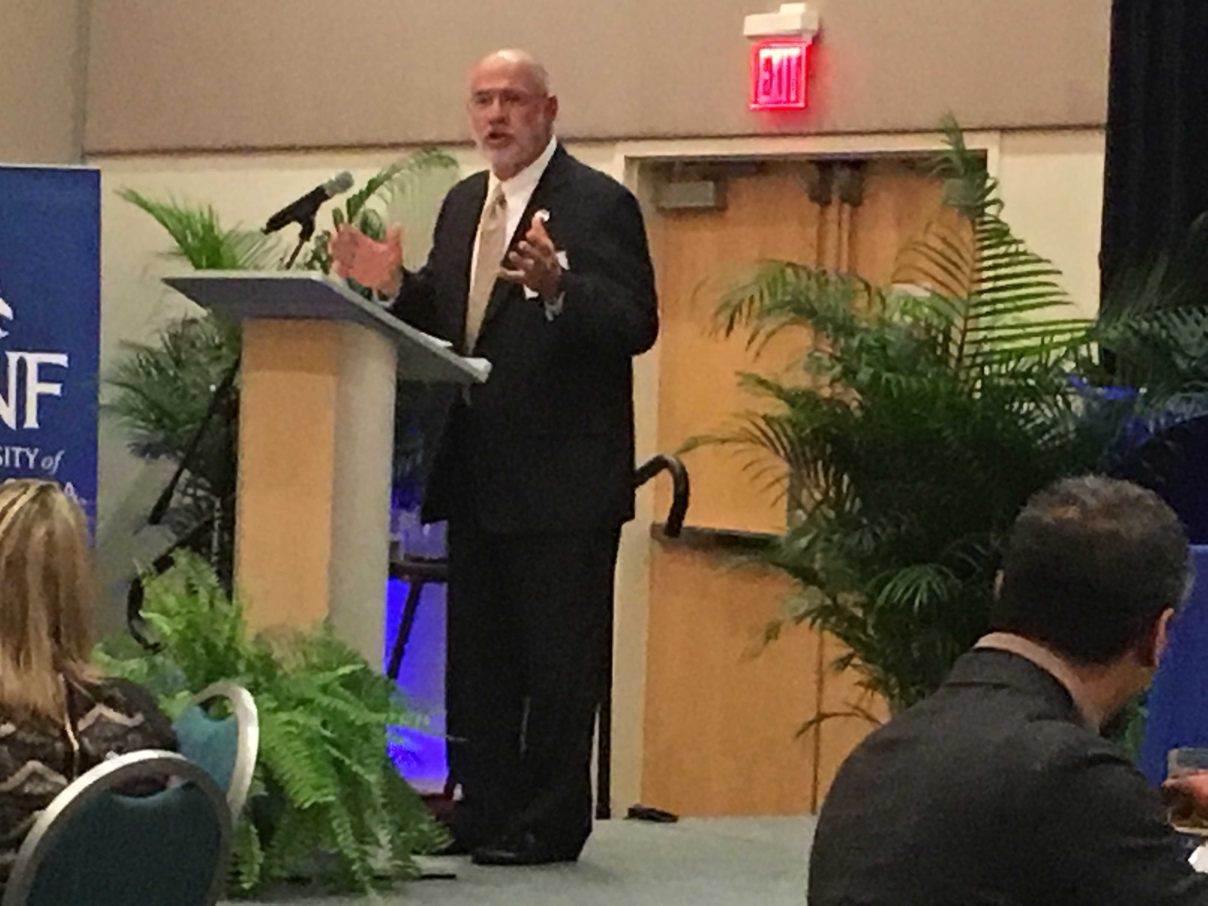 David Polovina gave a speech after accepting the Honorary Alumni Award. Photo by Jordan Bebout