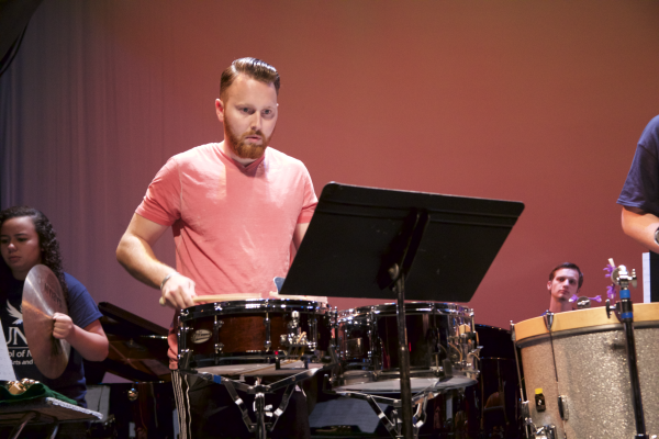 The ensemble played music by Ivan Trevino, Michael Udow, Nigel Westlake and others. Photo by Rachel Cazares. 