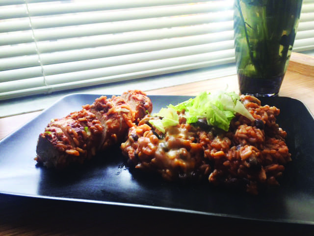 Slow-cooker chicken burrito bowl. Photo by Rachel Cazares. 