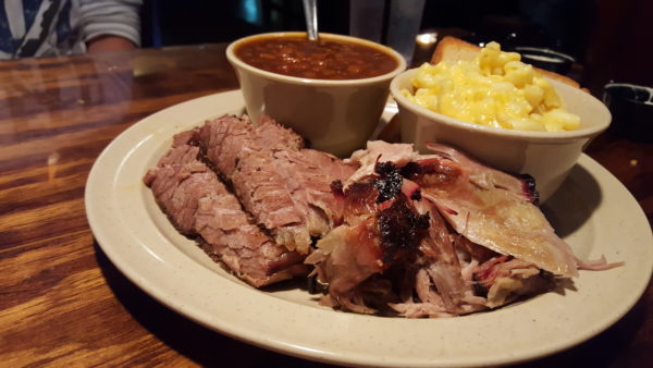 Monroe’s Smokehouse Bar-B-Q lightly seasons its meat and sides, leaving entrees tasting as similar to grandma’s kitchen as a restaurant can get. Photo by Courtney Stringfellow. 