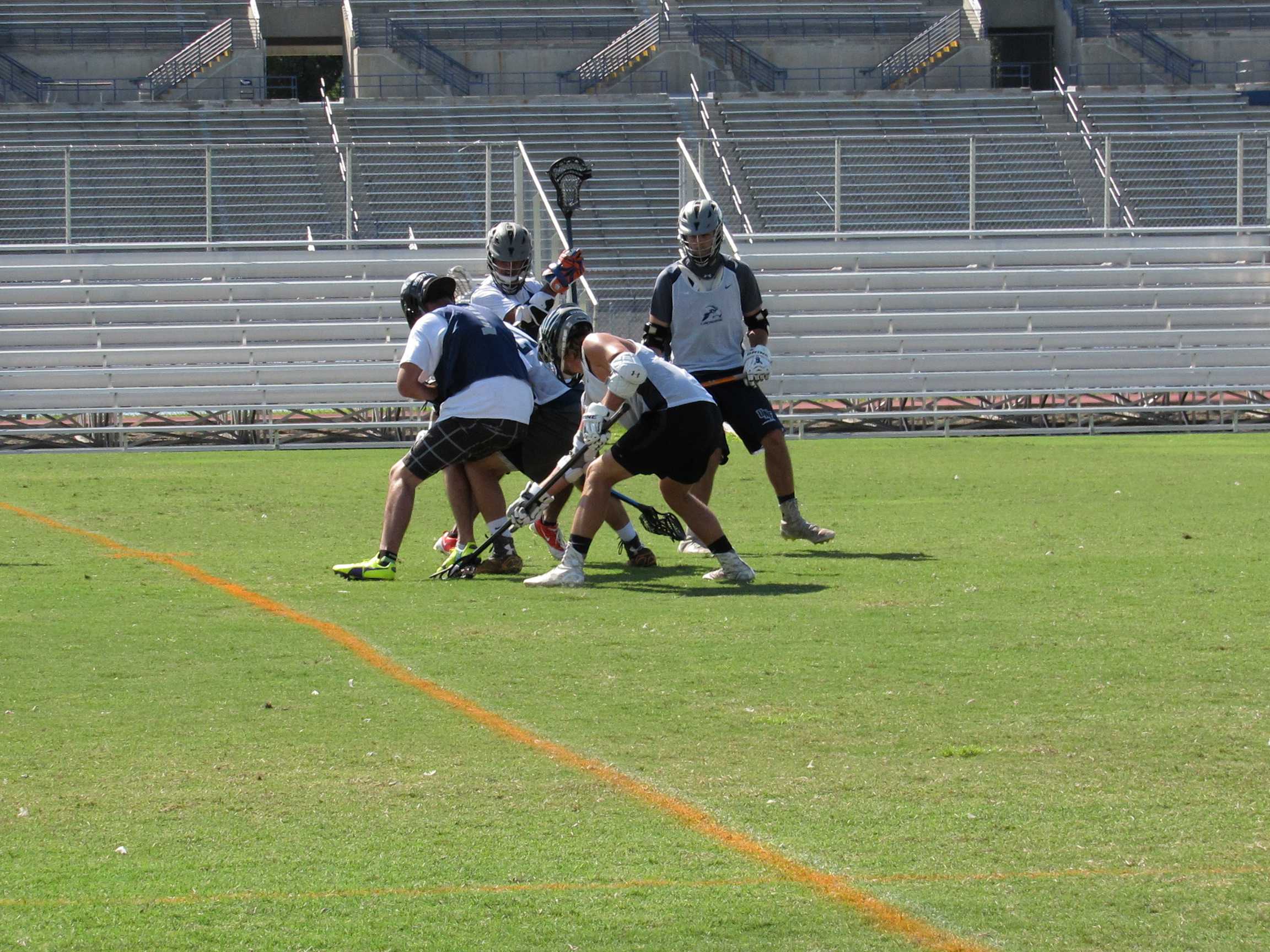 Lacrosse team hosts Alumni Game