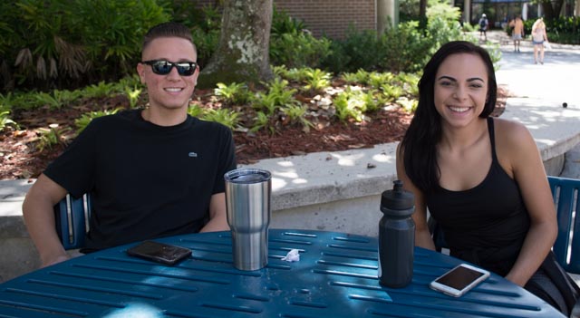  Left to right: Davor Bozic is a sophomore studying civil engineering and Arianna Quinones is a junior studying finance. Photo by Lili Weinstein. 