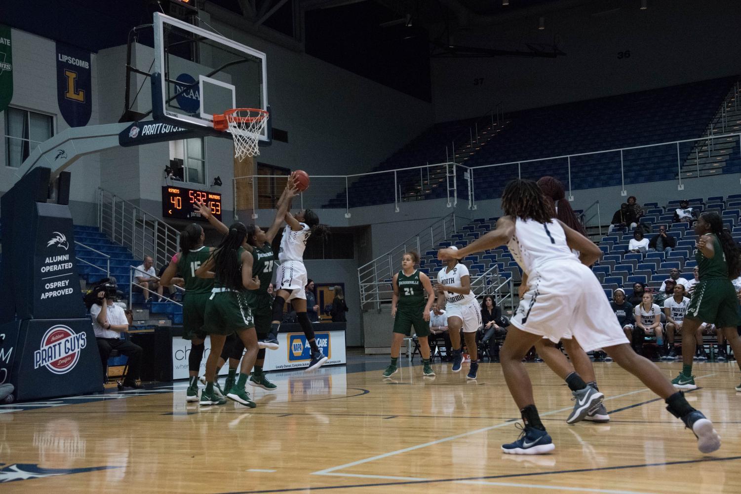 Women’s basketball falls against rival JU - UNF Spinnaker