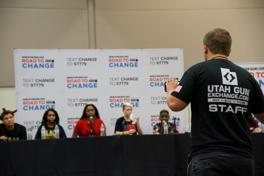 Utah Gun Exchange member asking the Road to Change panel a question.