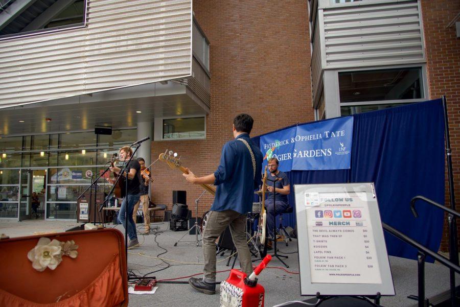 Live entertainment sponsored by the Ogier Gardens.