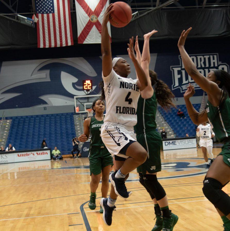 Women’s Basketball vs. Jacksonville University 2019
4	Adrienne Jackson