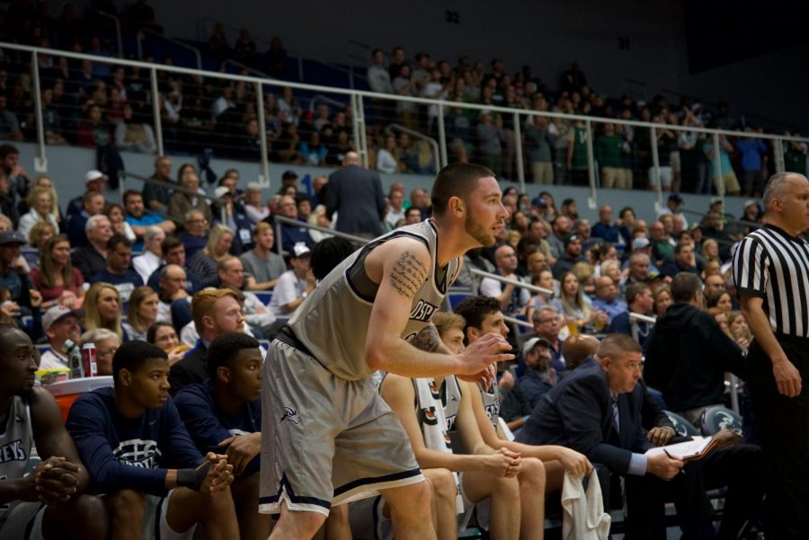 JT Escobar led the Ospreys with 26 points in the loss to Liberty. 
