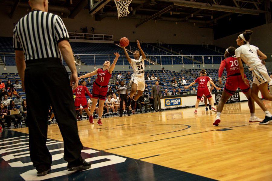 Women's basketball vs. NJIT 2019
Janesha Green