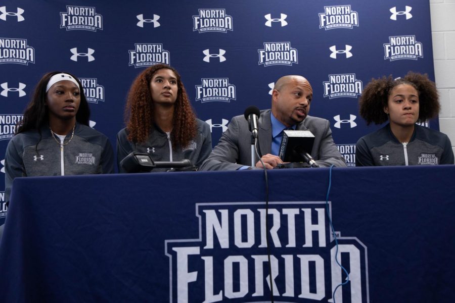 UNF Womens Basketball Head Coach Darrick Gibbs answers the medias questions with a trio of his players. 