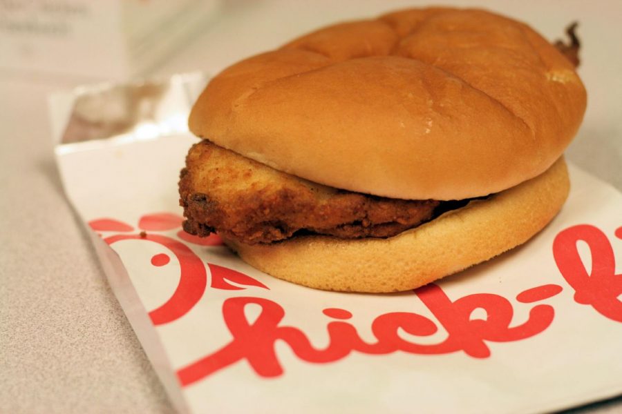 Chick-fil-a gives out free chicken nuggets
