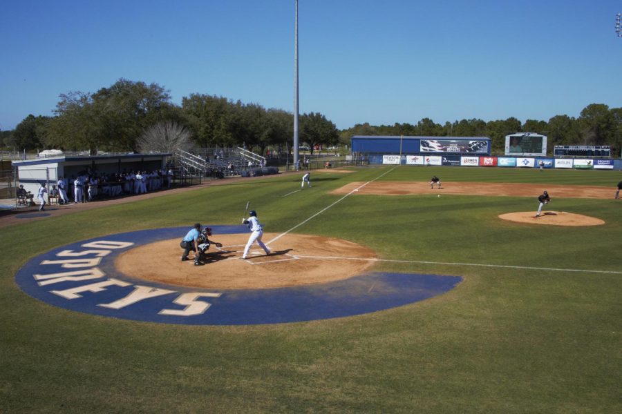 Scarlet Knights rout Ospreys in series opener