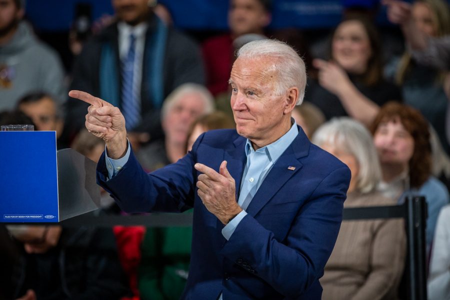 Biden wins South Carolina, placing him 4 delegates behind Sanders