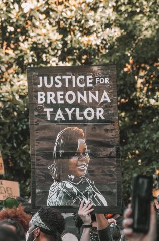 Justice for Breonna Taylor sign