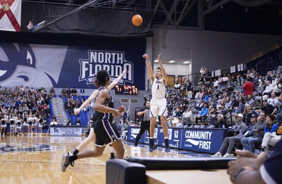 UNF forward Carter Hendricksen lets it fly from beyond the arc.