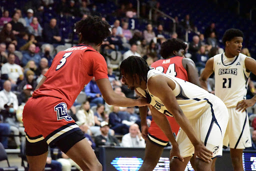 UNF guard Jarius Hicklen went off on Tuesday, dropping 31 points in the win.