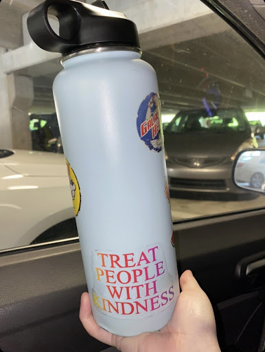 https://unfspinnaker.com/wp-content/uploads/2022/04/emotional-support-waterbottle.jpg