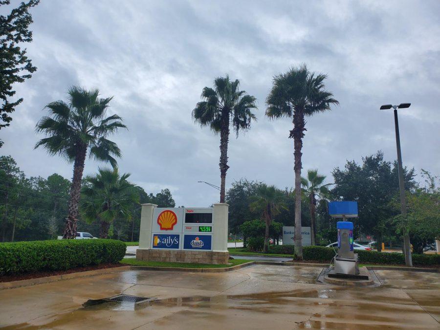 As Floridians rush to prepare for Hurricane Ian, this Shell gas station by the University of North Florida was already out of gas by Wednesday.
