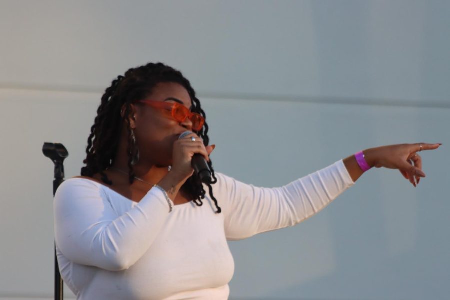 Kisan performs