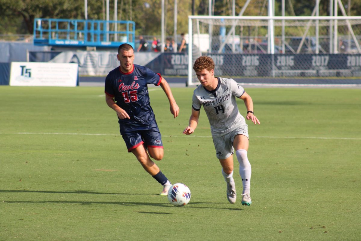 Men’s soccer faces tough in-state competition, ties with FAU at home