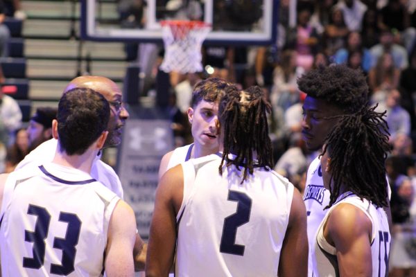 Strong second half leads Ospreys to season-opening win over Coastal Georgia