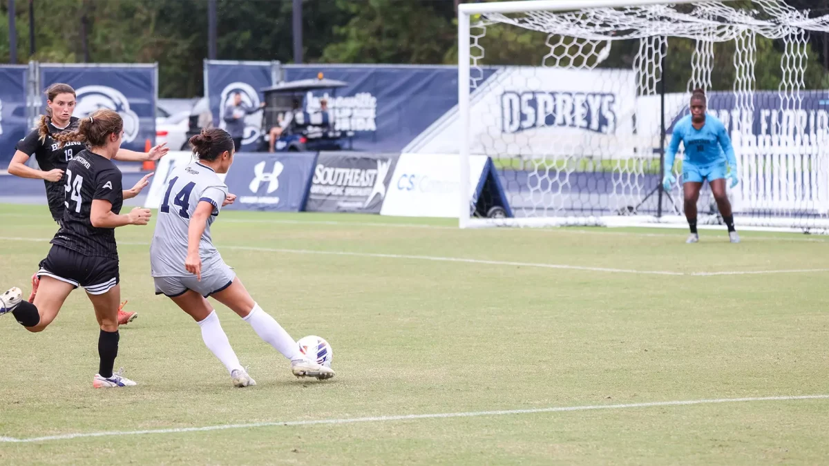 Paige McSwigan leads the UNF women's with six goals. 