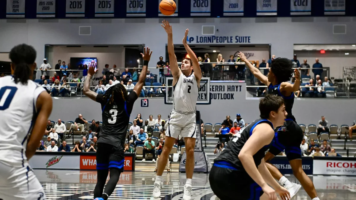 Veteran forward Nate Lliteras led the Ospreys with 19 points on 5-for-8 shooting beyond the arc. 