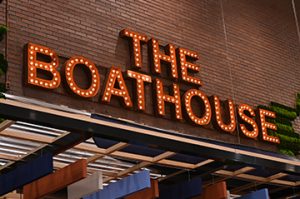 The boathouse sign at UNF.